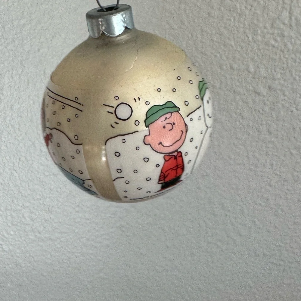 Hallmark Vintage Peanuts Charlie Brown Christmas 1977 X2